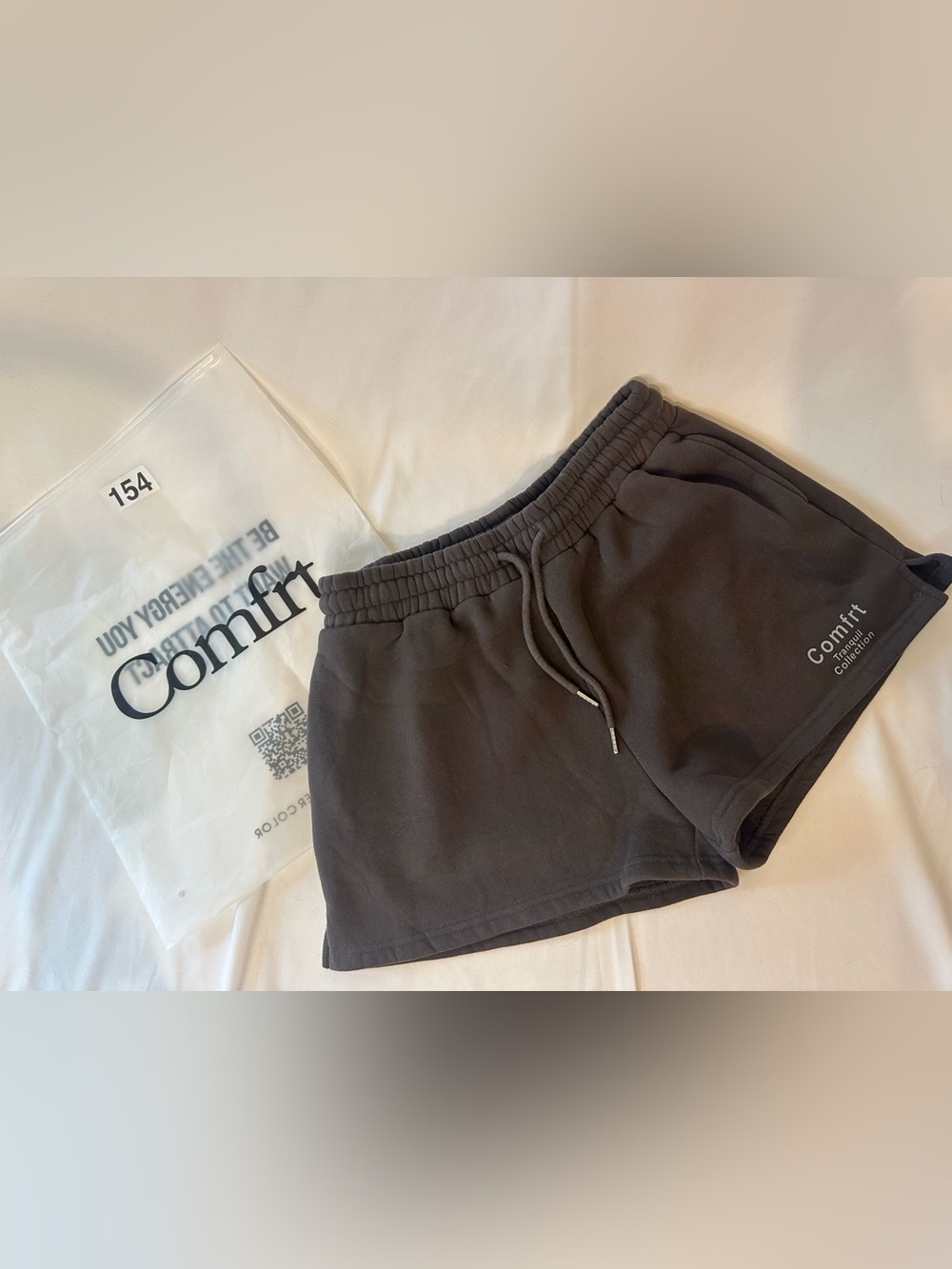 Comfrt Tranquil Collection Charcoal Size Large NWt Sweat Shorts